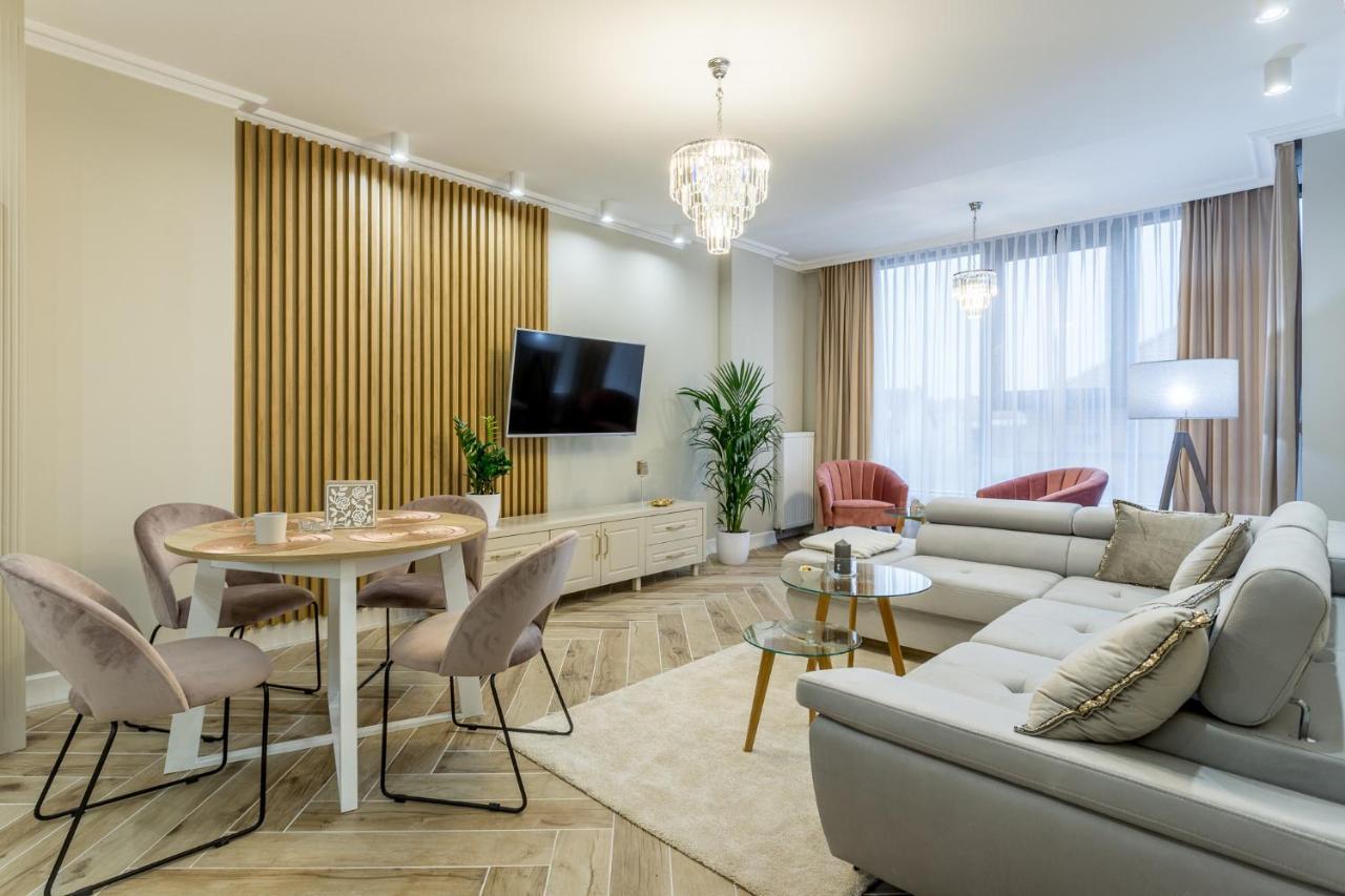 Appartement Apartament Jasminowy à Ełk Extérieur photo